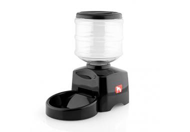 Distributeur de croquettes chat